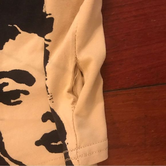 Womens graphic cropped tank tshirt size medium - Picture 3 of 4